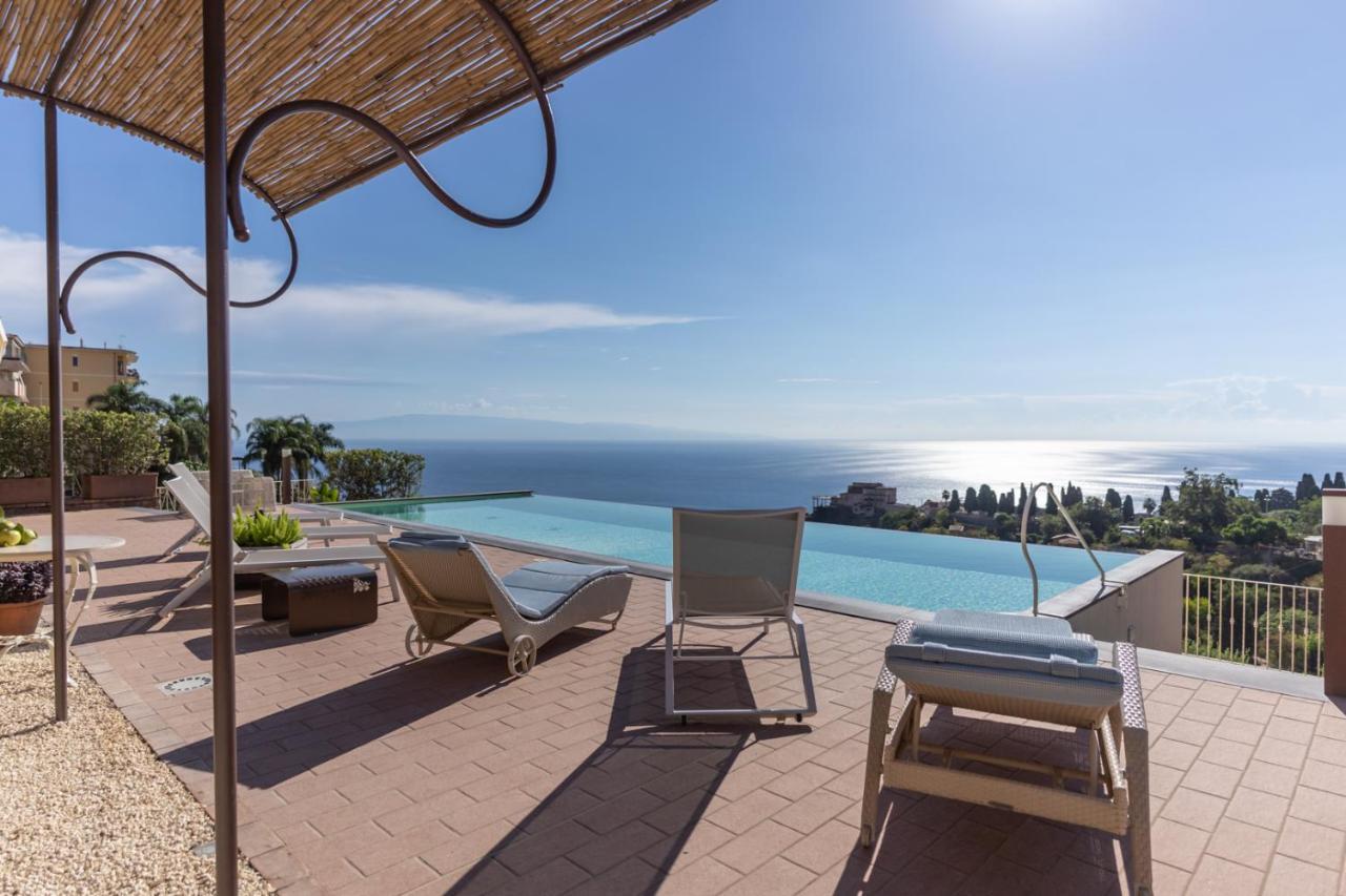 Taormina Skyline Villa ภายนอก รูปภาพ