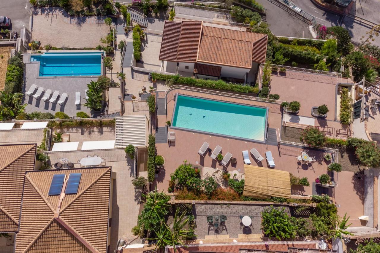 Taormina Skyline Villa ภายนอก รูปภาพ