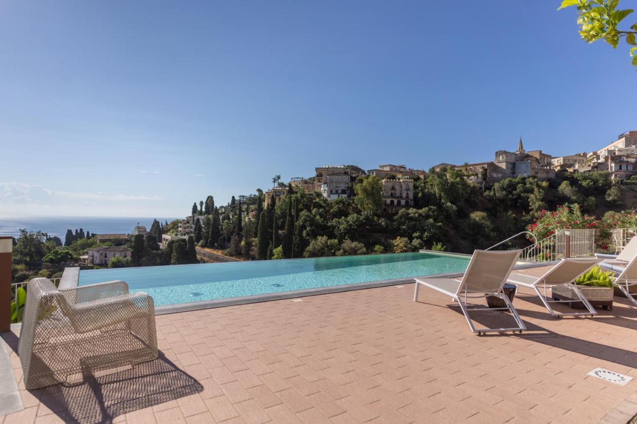 Taormina Skyline Villa ภายนอก รูปภาพ